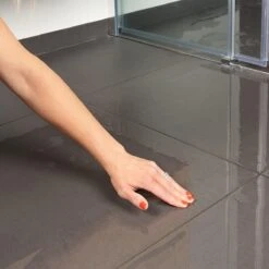 Secucare Anti Slip Spray 100ml - Antislip Voor Tegelvloeren -Schoonmaakproducten Winkel 1200x1200 145