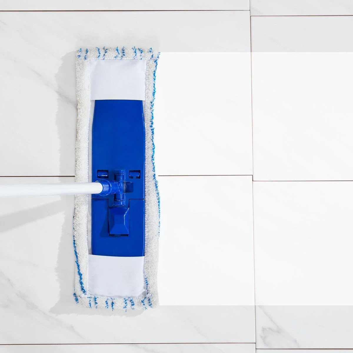 Dettol - Power & Fresh - Allesreiniger - Katoenfris - 3 X 4 Liter 6 Dettol - Power & Fresh - Allesreiniger - Katoenfris - 3 X 4 Liter - Afbeelding 4