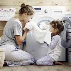 Omo Wit XXL Vloeibaar Wasmiddel - 80 Wasbeurten - Voordeelfles -Schoonmaakproducten Winkel 1200x1200 584